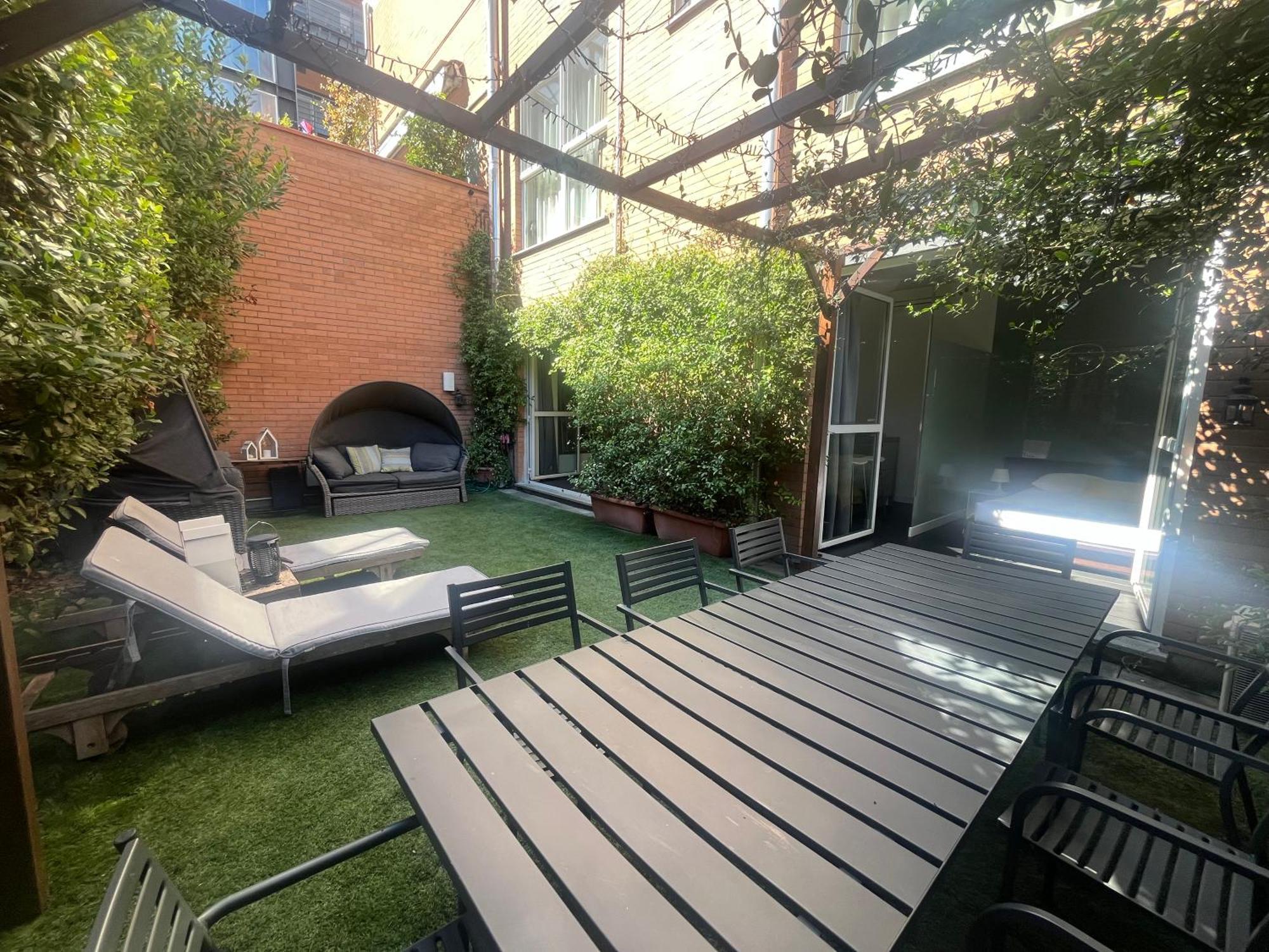 Sunny Design Loft In Appartamento Milano