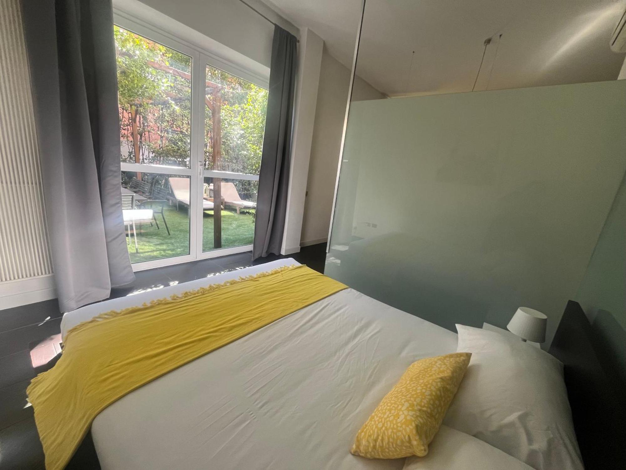Sunny Design Loft In Appartement Milan